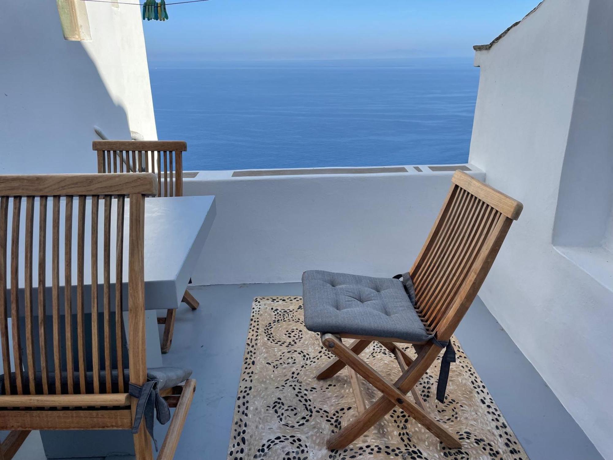 Folegandros-Cliffhouse Villa Exterior photo