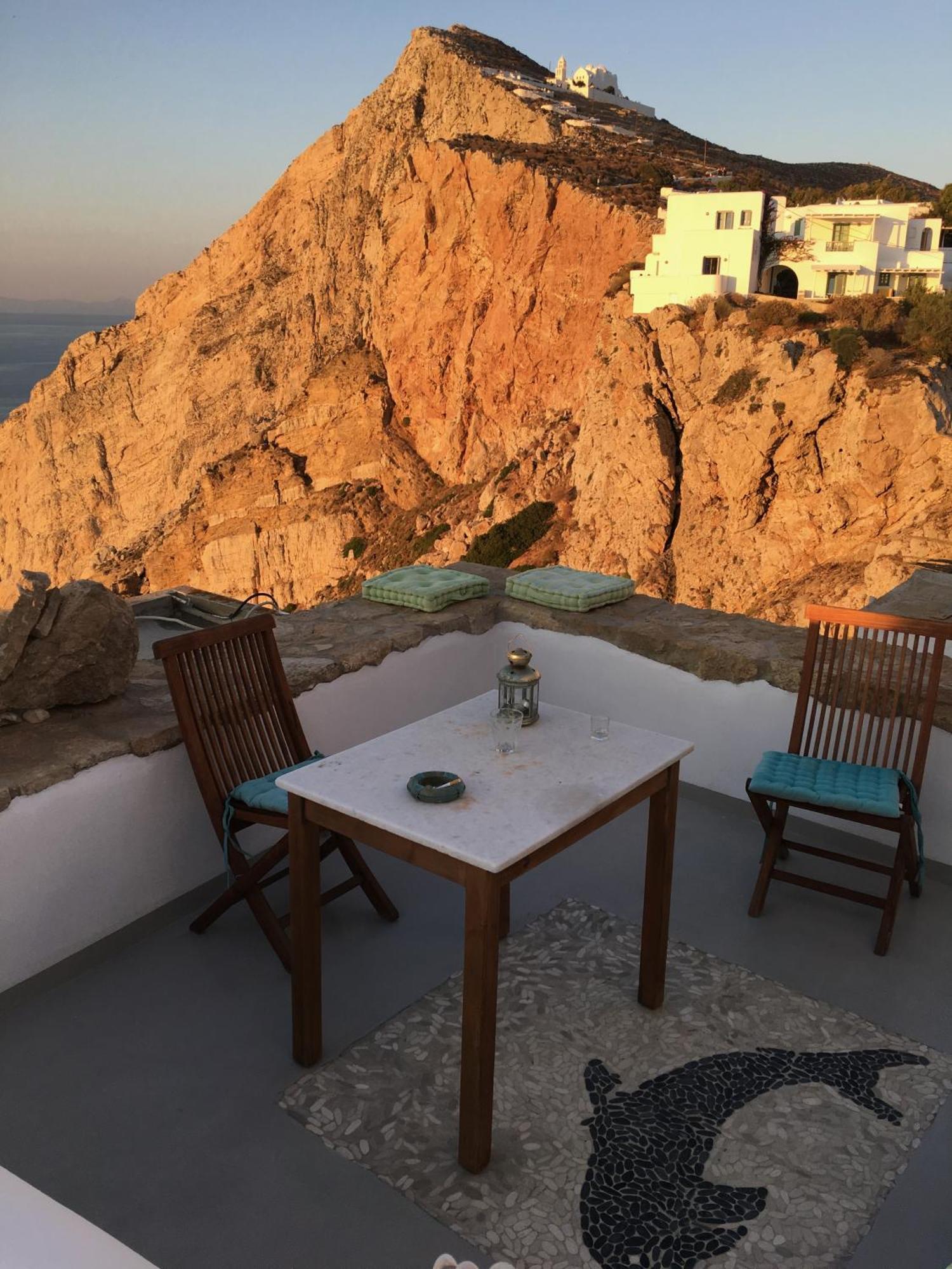 Folegandros-Cliffhouse Villa Exterior photo